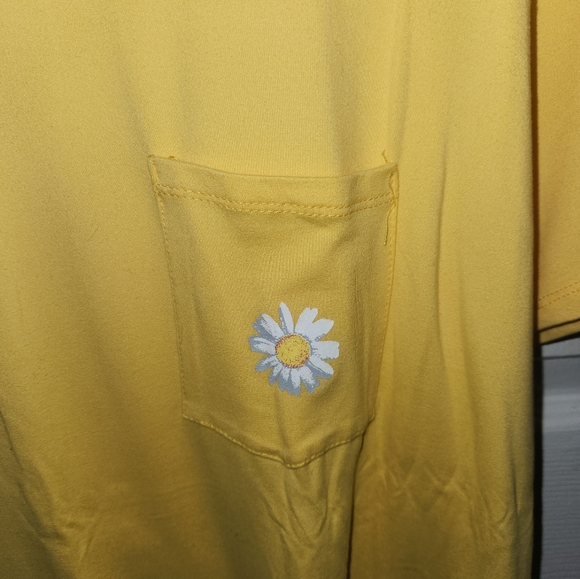 Plus Size 3X Skelton Flower TOP - Picture 5 of 5